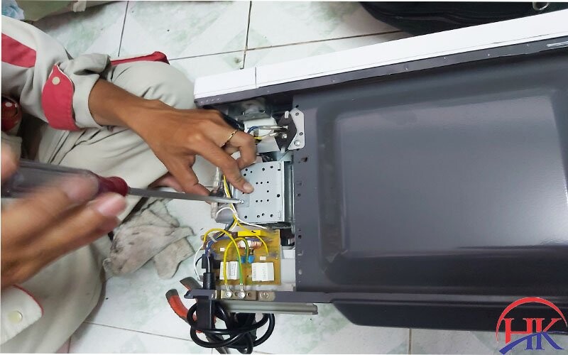 thợ sửa lò vi sóng sanyo tại Điện Lạnh HK