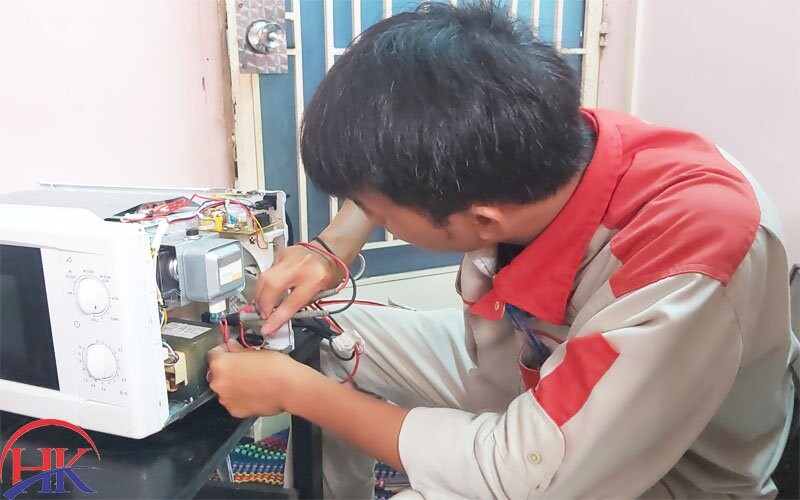 thợ sửa lò vi sóng Điện Lạnh HK