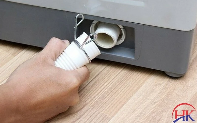 Sửa Lỗi E1 Máy Giặt Toshiba Giá Bao Nhiêu? Gọi Ngay, Giá Tốt! Máy giặt Toshiba báo lỗi E1 do van xả không đóng được