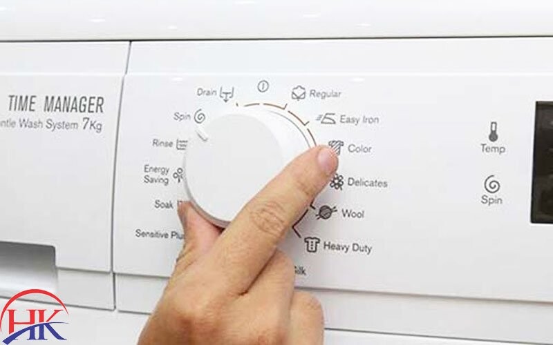 núm điều khiển máy giặt electrolux