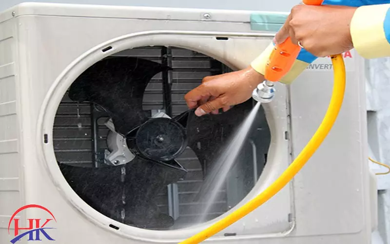 Tuyệt Chiêu Cách Vệ Sinh Máy Lạnh Sharp Dễ Làm Vệ sinh dàn nóng máy lạnh Sharp