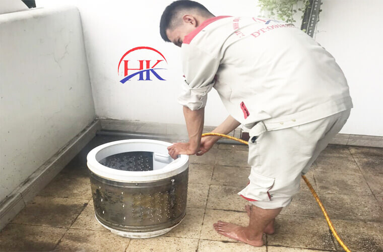 Thợ vệ sinh máy giặt Điện Lạnh HK