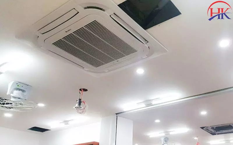 3 Sai Lầm Nghiêm Trọng Khi Tự Sửa Máy Lạnh Âm Trần Tại Nhà Cần Chú Ý Hướng dẫn vận hành và sử dụng điều hòa âm trần hiệu quả