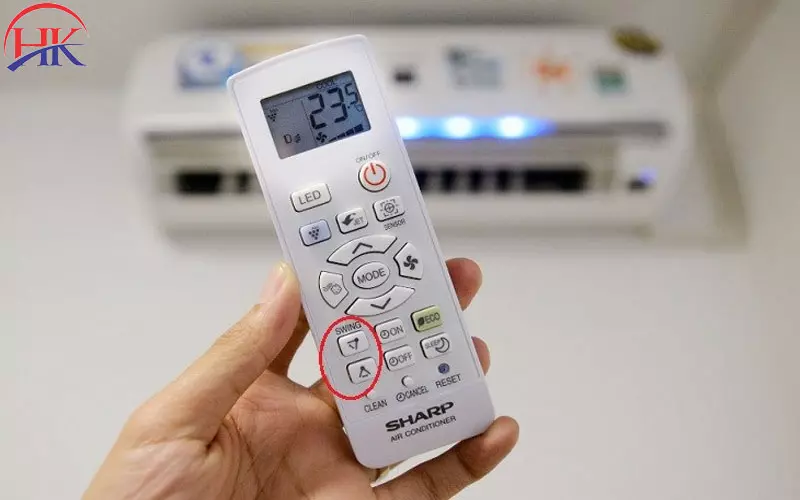 Chế Độ Swing Trong Máy Lạnh Là Gì? Cảnh Báo 3 Sai Lầm Khi Sử Dụng Điện Lạnh HK hỗ trợ tư vấn sử dụng remote máy lạnh