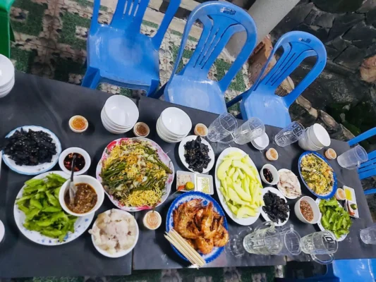 Hoạt Động Du Lịch Tại Công Ty Điện Lạnh HK 8